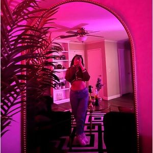 Meet your Posher, Isabella